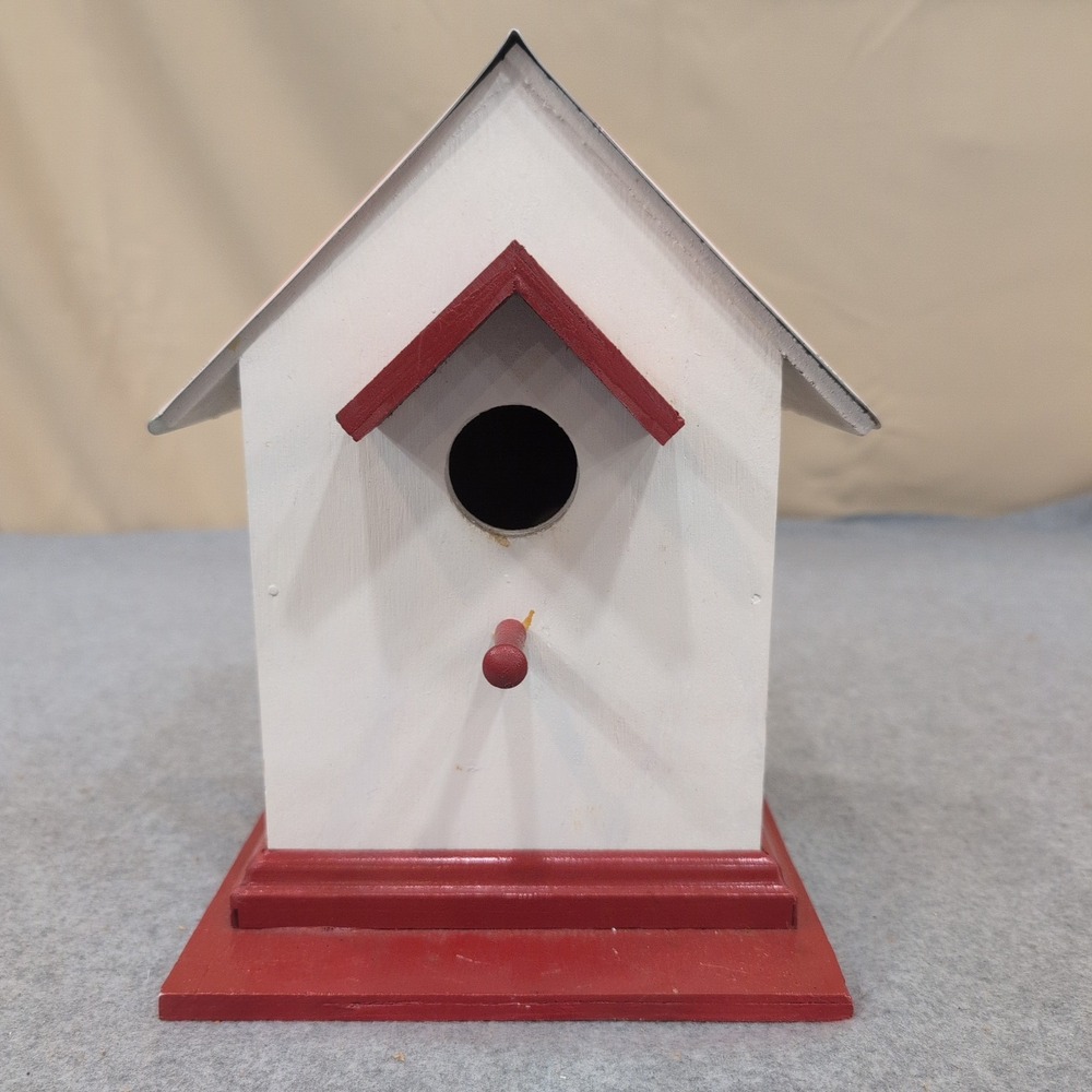 Jacksonville State University Gamecock Club License Plate Wooden Birdhouse Red‎ - Picture 2 of 7